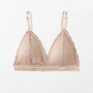 Brand new. Bras Size S but in reality it size like M.